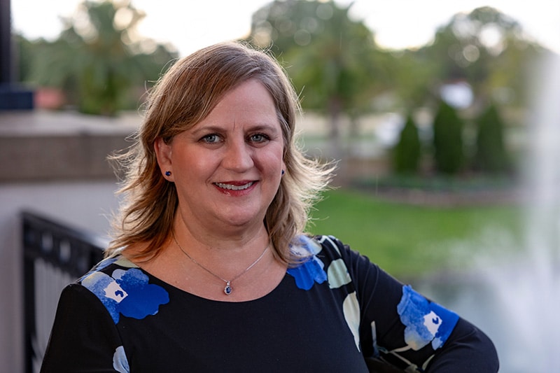 Df Ecard Bio Page Image